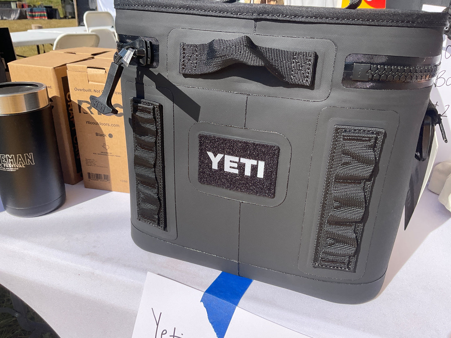 Yeti cooler lunch box